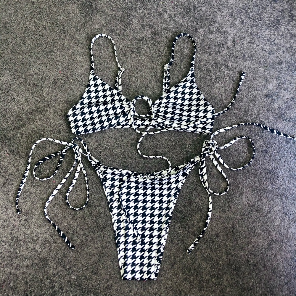 NWOT— OneOne Swimwear